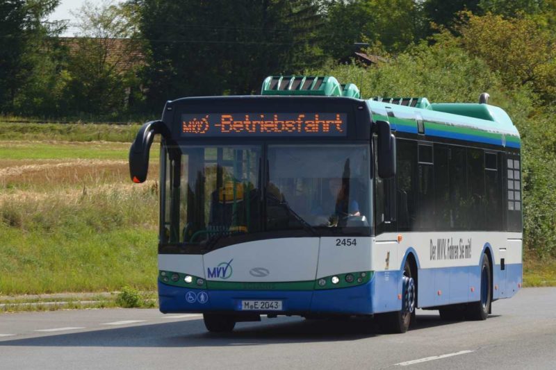 MVV-Bus auf Betriebsfahrt